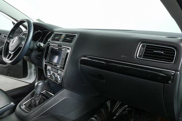 2016 Volkswagen Jetta Base