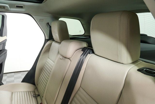 2023 Land Rover Discovery Sport SE