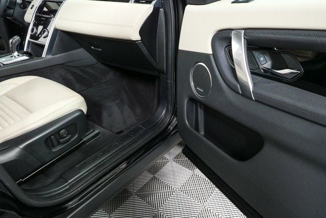 2023 Land Rover Discovery Sport SE