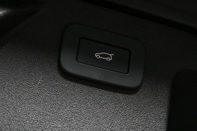 2023 Land Rover Discovery Sport SE