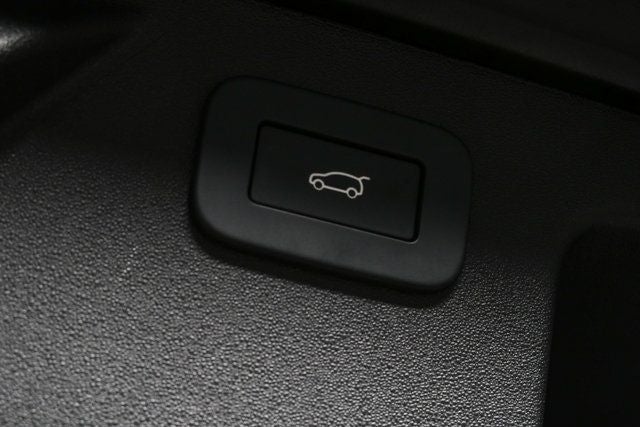 2023 Land Rover Discovery Sport SE