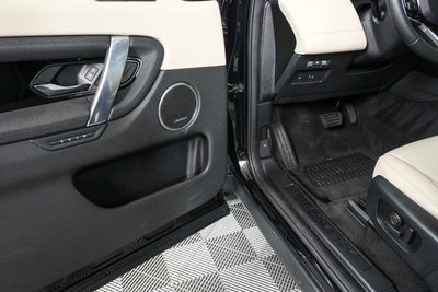 2023 Land Rover Discovery Sport SE