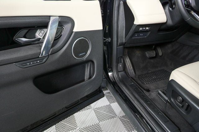 2023 Land Rover Discovery Sport SE