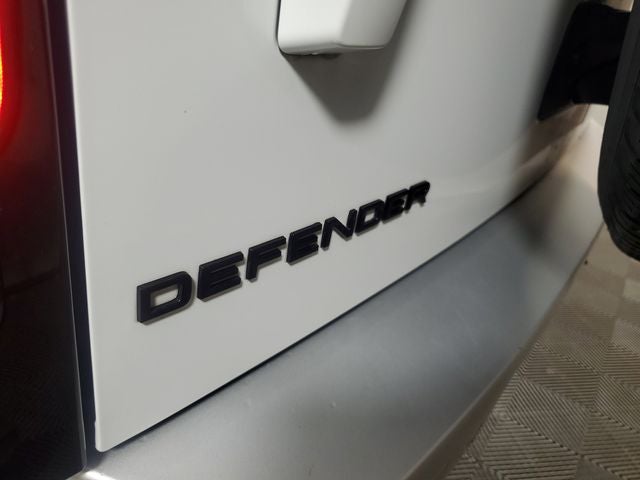 2025 Land Rover Defender 110 S