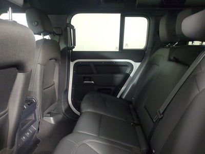 2025 Land Rover Defender 110 S