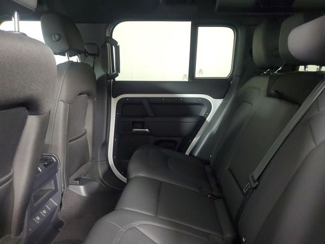2025 Land Rover Defender 110 S