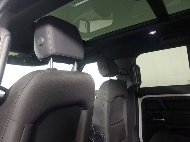 2025 Land Rover Defender 110 S