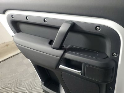 2025 Land Rover Defender 110 S