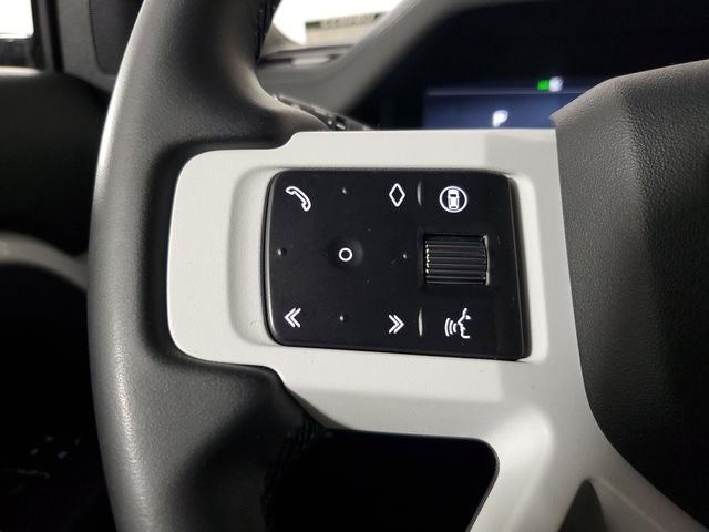 2025 Land Rover Defender 110 S
