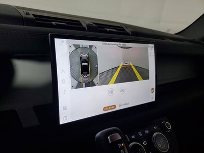 2025 Land Rover Defender 110 S