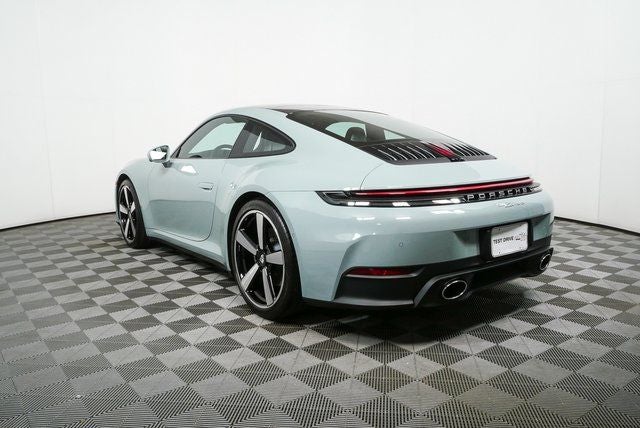 2026 Porsche 911 Carrera