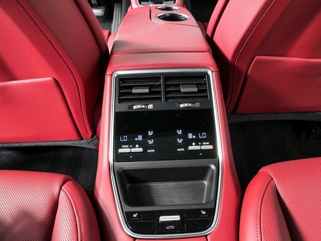 2023 Porsche Panamera Platinum Edition