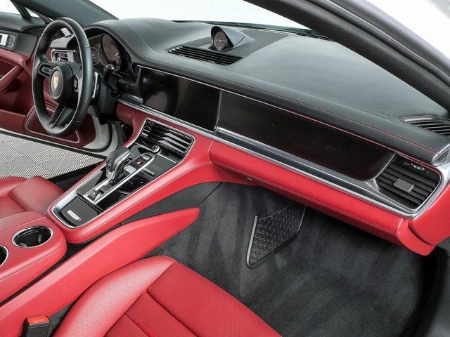 2023 Porsche Panamera Platinum Edition