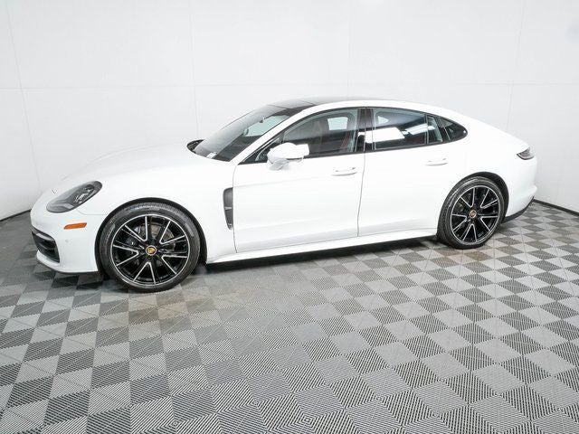 2023 Porsche Panamera Platinum Edition