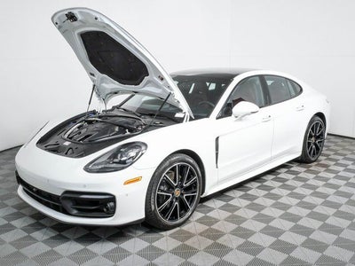 2023 Porsche Panamera Platinum Edition