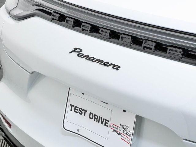 2023 Porsche Panamera Platinum Edition