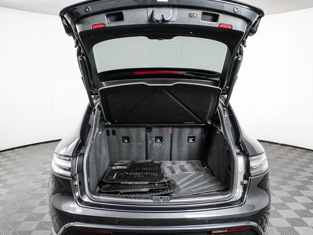 2023 Porsche Macan GTS