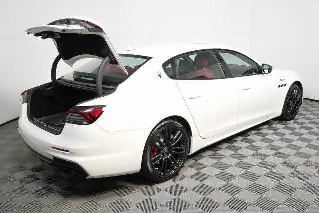 2022 Maserati Quattroporte Modena