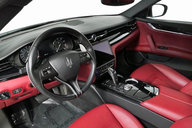 2022 Maserati Quattroporte Modena