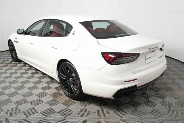 2022 Maserati Quattroporte Modena