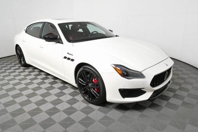 2022 Maserati Quattroporte Modena
