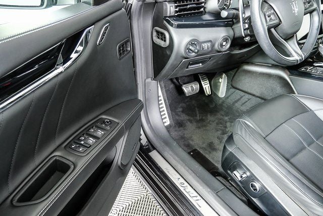 2022 Maserati Quattroporte Modena