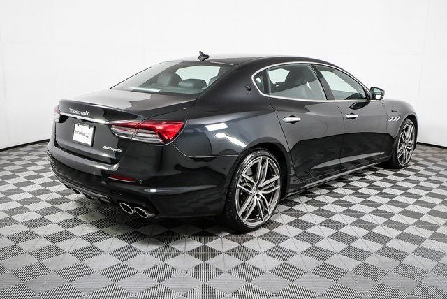 2022 Maserati Quattroporte Modena