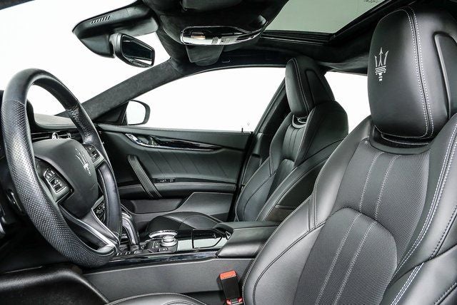 2022 Maserati Quattroporte Modena