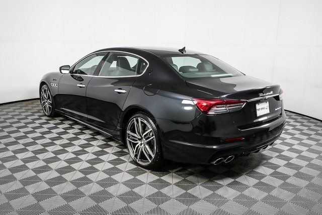 2022 Maserati Quattroporte Modena