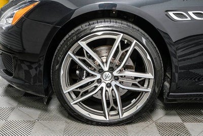 2022 Maserati Quattroporte Modena