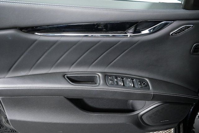 2022 Maserati Quattroporte Modena