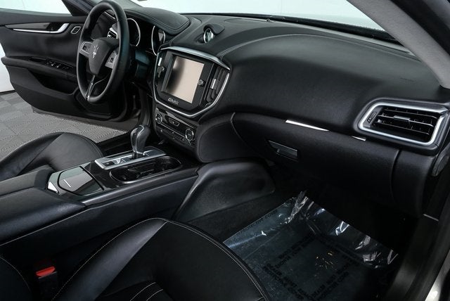 2016 Maserati Ghibli Base