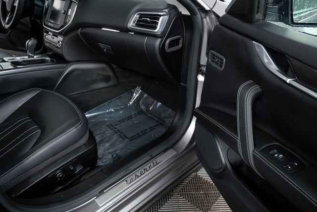 2016 Maserati Ghibli Base