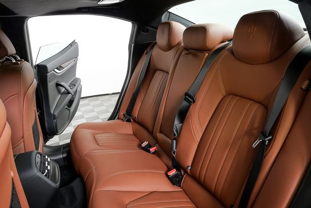 2023 Maserati Ghibli Modena
