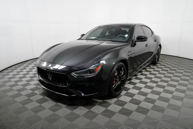 2023 Maserati Ghibli Modena's photo