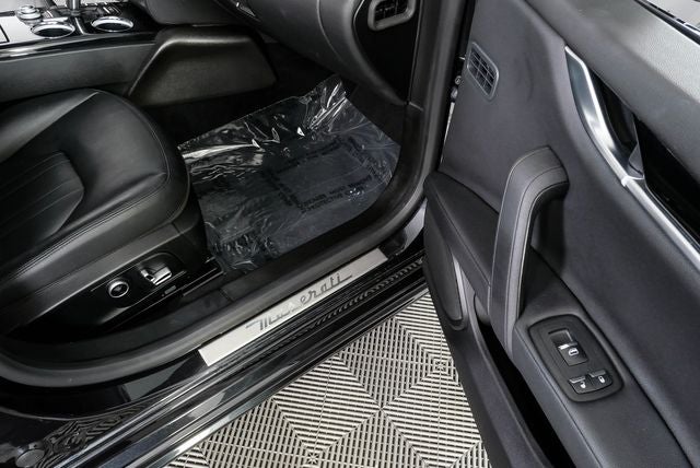 2023 Maserati Ghibli Modena