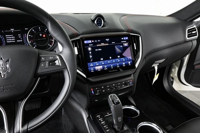 2024 Maserati Ghibli Modena