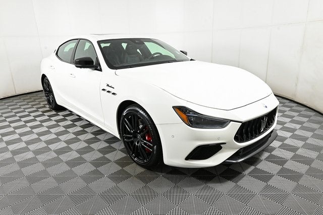 2024 Maserati Ghibli Modena