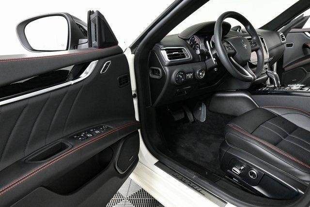 2024 Maserati Ghibli Modena