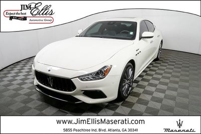 2022 Maserati Ghibli Modena Q4