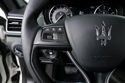 2022 Maserati Ghibli Modena Q4