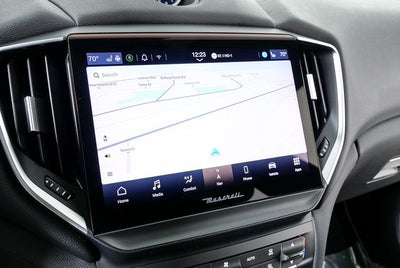 2022 Maserati Ghibli Modena Q4