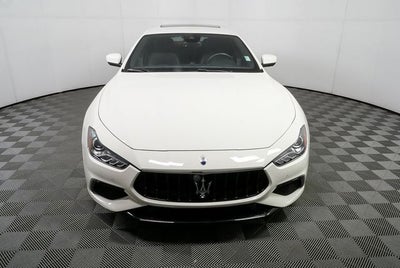 2022 Maserati Ghibli Modena Q4