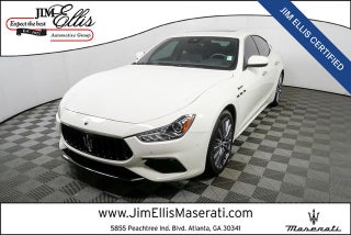 2022 Maserati Ghibli Modena Q4