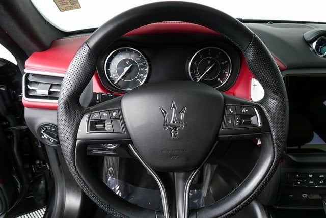 2023 Maserati Ghibli Modena Q4