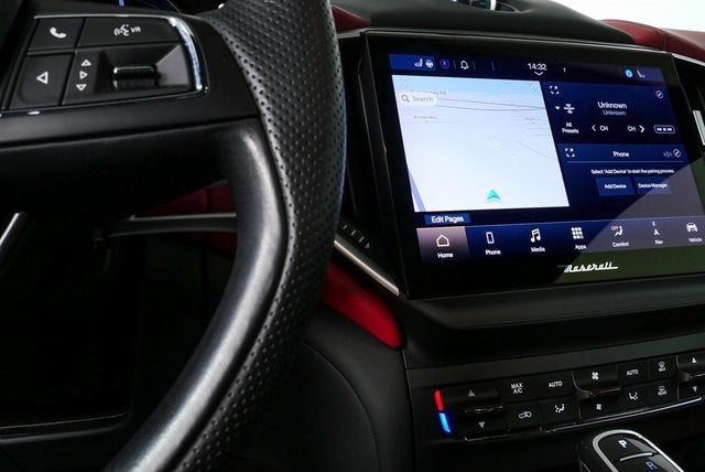 2023 Maserati Ghibli Modena Q4