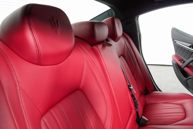 2023 Maserati Ghibli Modena Q4