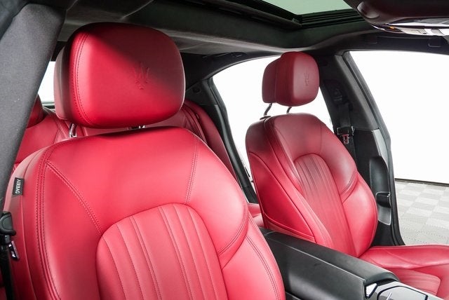 2023 Maserati Ghibli Modena Q4