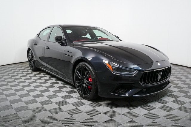2023 Maserati Ghibli Modena Q4