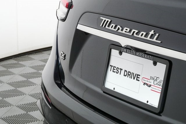 2023 Maserati Ghibli Modena Q4